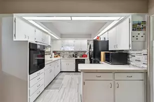 2222 E Harding St, Orlando, FL 32806 - Photo 14