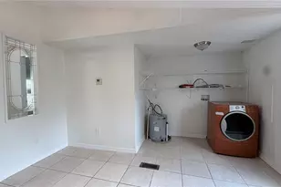 821 Navajo Dr, Saint Cloud, FL 34771 - Photo 18