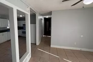 302 Sherwood Dr, Fort Meade, FL 33841 - Photo 6