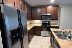 2202 Seven Oaks Dr, Saint Cloud, FL 34772 - Photo 10