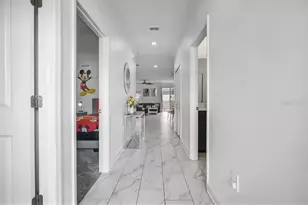 978 Splash Shot Pl, Davenport, FL 33896 - Photo 4