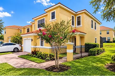 1298 Clove Drive, Poinciana, FL 34759 - Photo 4