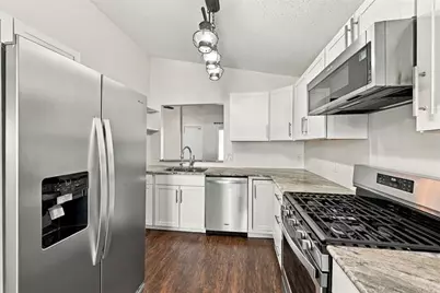 2354 Blue Sapphire Circle, Orlando, FL 32837 - Photo 8