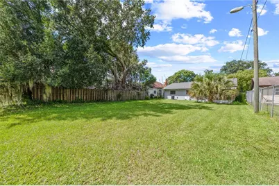 519 Massachusetts Avenue, Saint Cloud, FL 34769 - Photo 8
