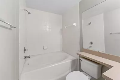 5572 Metrowest Boulevard #304, Orlando, FL 32811 - Photo 44