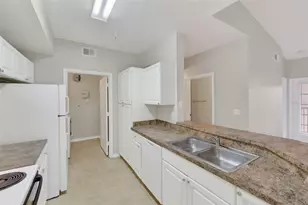 5572 Metrowest Blvd, Orlando, FL 32811 - Photo 32