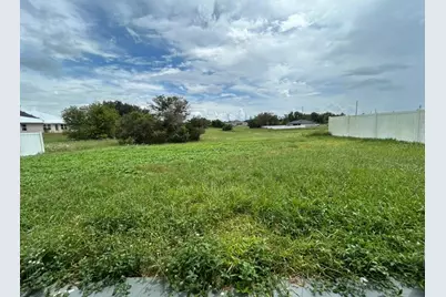 731 Desmoines Drive, Poinciana, FL 34759 - Photo 18