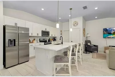 1136 Papaya Circle, Davenport, FL 33897 - Photo 4