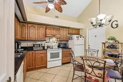 306 Houston Woods Court, Orlando, FL 32824 - Photo 12
