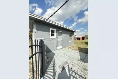 127 Lakeview Drive, Saint Cloud, FL 34769 - Photo 12