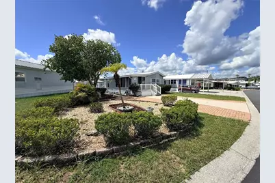 427 Center Crest Boulevard, Davenport, FL 33837 - Photo 2