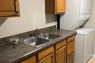 865 Sky Lake Cir, Orlando, FL 32809 - Photo 2