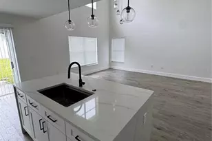 2405 Cedarfield Ln, Kissimmee, FL 34744 - Photo 8