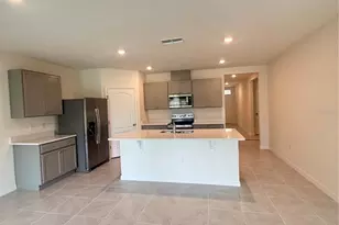 216 Taylor Grvs St, Lake Wales, FL 33898 - Photo 2