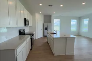 5556 Guava Ct, Kissimmee, FL 34758 - Photo 4