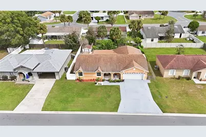125 Pansy Court, Kissimmee, FL 34743 - Photo 2