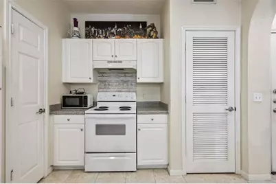 860 N Orange Avenue #112, Orlando, FL 32801 - Photo 24