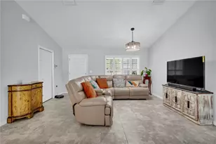 23708 NW Amberjack Ave, Dunnellon, FL 34431 - Photo 8