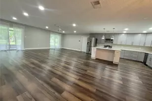 10481 Montpelier Cir, Orlando, FL 32821 - Photo 12