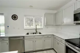 16919 Sunrise Vista Dr, Clermont, FL 34714 - Photo 10