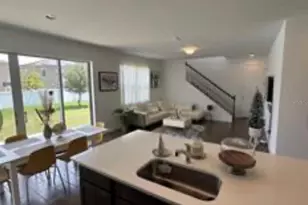 680 Meadow Pointe Dr, Haines City, FL 33844 - Photo 4