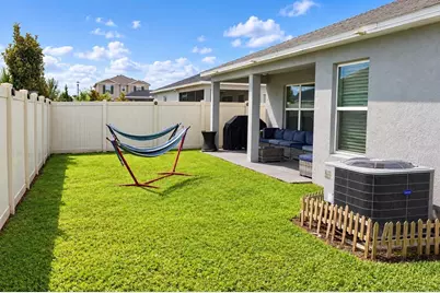 5015 Riverside Way, Saint Cloud, FL 34771 - Photo 16