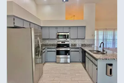 5624 Mandarin Court, Davenport, FL 33896 - Photo 10