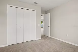 526 Finch Ct, Poinciana, FL 34759 - Photo 8