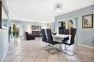 435 Hunter Cir, Kissimmee, FL 34758 - Photo 8