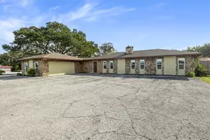 8812 Oakwood Dr, Lake Wales, FL 33898 - Photo 38