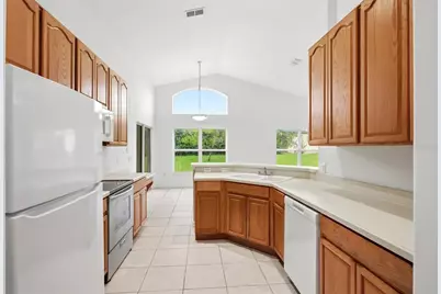 3145 Stonehurst Circle, Kissimmee, FL 34741 - Photo 24