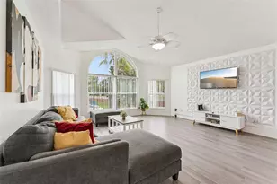 5017 Laguna Bay Cir, Kissimmee, FL 34746 - Photo 10