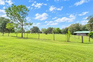 3942 Warbler Dr, Winter Haven, FL 33880 - Photo 4