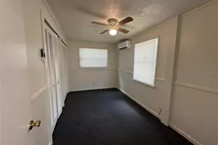 407 Poinsettia Rd, Daytona Beach, FL 32118 - Photo 6