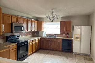 1112 Ocean St, Kissimmee, FL 34744 - Photo 4