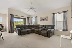 675 Brookeshire Dr, Davenport, FL 33837 - Photo 2