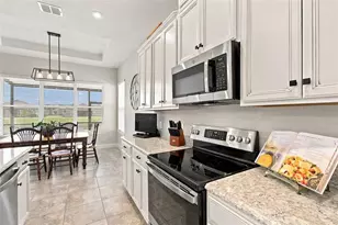 4085 Via Toledo Ct, Poinciana, FL 34759 - Photo 10