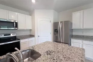 2898 Turnstone Run, Saint Cloud, FL 34773 - Photo 10