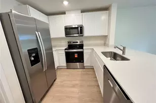 796 Preston Cv Dr, Saint Cloud, FL 34771 - Photo 2