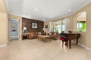 3713 Eagle Isle Cir, Kissimmee, FL 34746 - Photo 6