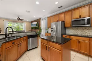 3713 Eagle Isle Cir, Kissimmee, FL 34746 - Photo 20