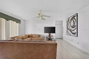 651 Elderwood Ct, Kissimmee, FL 34743 - Photo 4