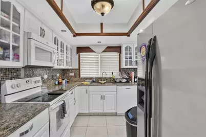 651 Elderwood Court, Kissimmee, FL 34743 - Photo 6