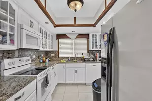 651 Elderwood Ct, Kissimmee, FL 34743 - Photo 6