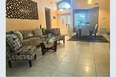 4858 Kingston Circle, Kissimmee, FL 34746 - Photo 2