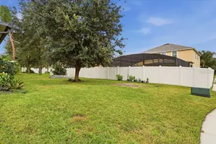 724 Pataches Pl, Groveland, FL 34736 - Photo 34
