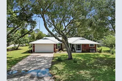 301 Columbus Street, Sebastian, FL 32958 - Photo 2