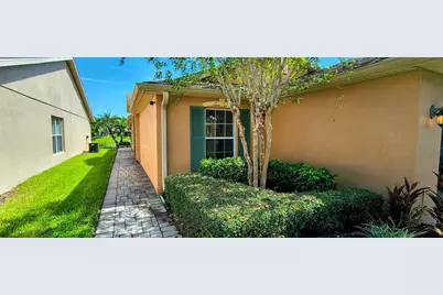 153 Rialto Road, Poinciana, FL 34759 - Photo 10