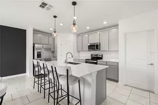 368 Loch Ct, Davenport, FL 33837 - Photo 12