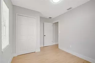 13 N Van Buren Ave, Orlando, FL 32811 - Photo 14